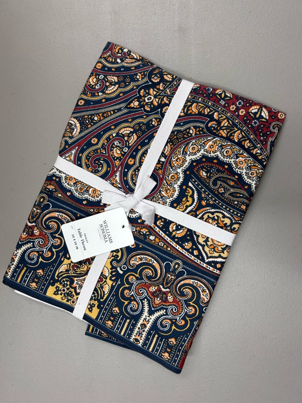 Williams Sonoma Paisley Table Throw Tablecloth iNavy Blue Mustard Yellow NWT 50"